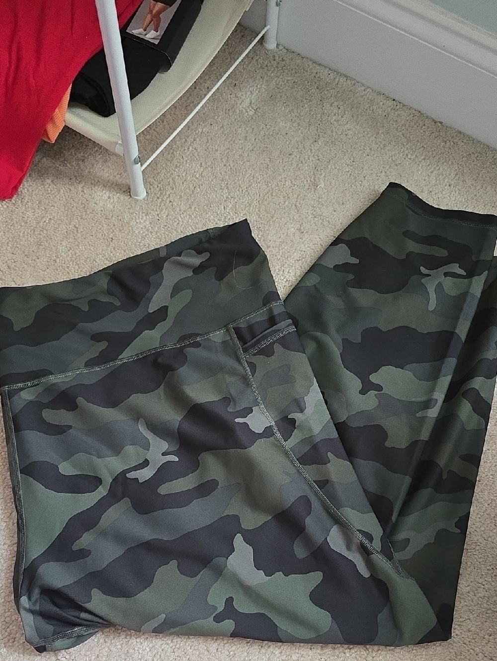 Old Navy Camo Leggings in Green and Black Size 4X